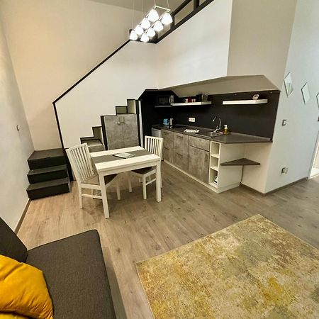 Apartamento Palatoni Flat In Budapest City Center Exterior foto
