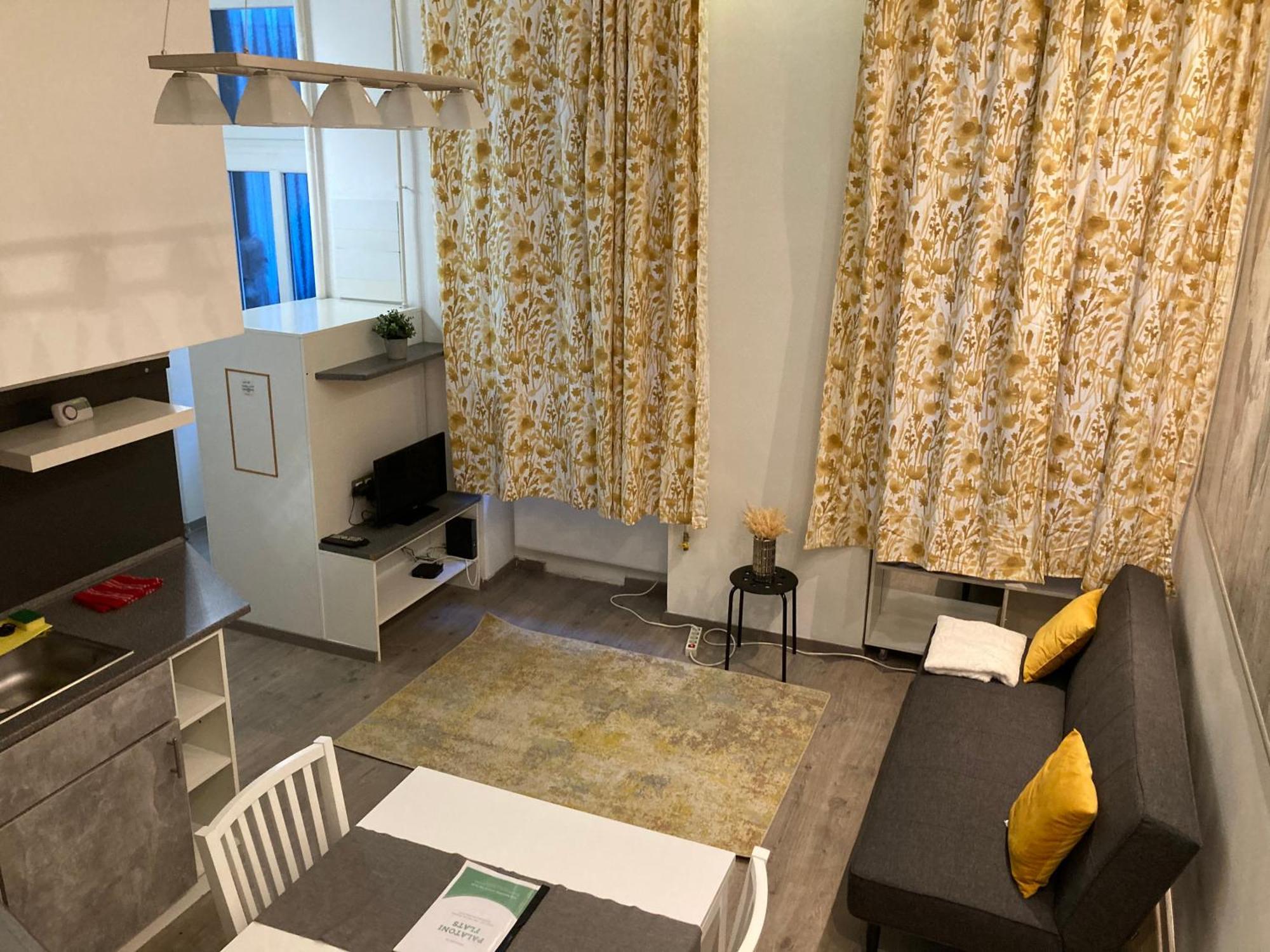Apartamento Palatoni Flat In Budapest City Center Exterior foto